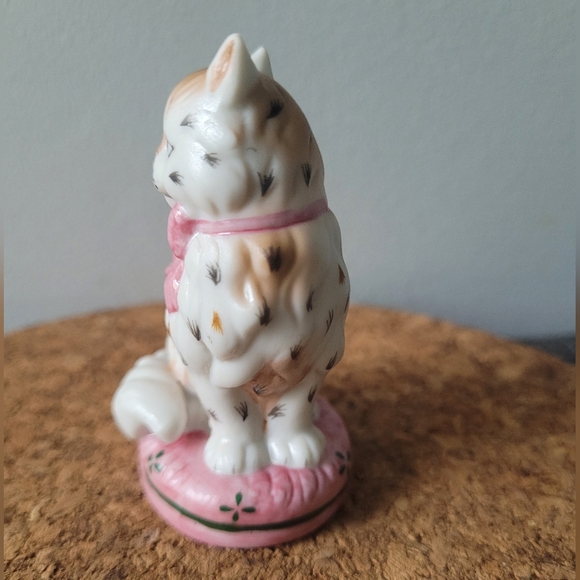 Cat Figurine Franklin Mint Porcelain Design 1986 - Picture 2 of 5